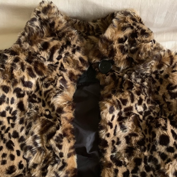 FAUX FUR LEOPARD JACKET - Picture 2 of 3